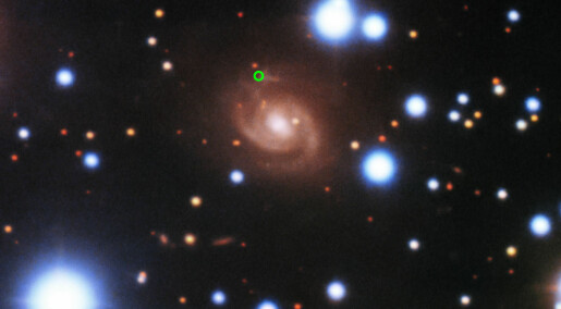 Et gjentagende radioglimt er sporet tilbake til denne galaksen