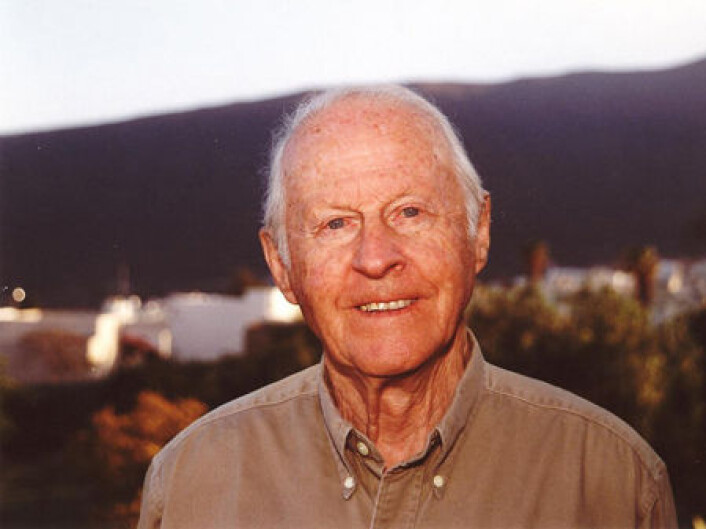 Thor Heyerdahl mente at gamle, ikke-europeiske kulturer hadde kontakt over havet. (Foto: Redningsselskapet) Thor Heyerdahl mente at gamle, ikke-europeiske kulturer hadde kontakt over havet. (Foto: Redningsselskapet)