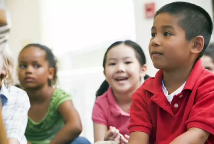 I 2012 hadde 34 400 minoritetsspråklige barn barnehageplass. Dette utgjorde 12 prosent av alle barnehagebarn. (Foto: Colourbox.com)
