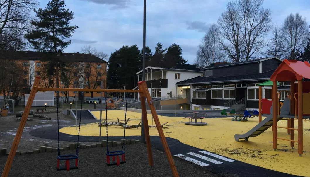 Gummiasfalt preger stadig flere uteområder i norske skoler og barnehager.