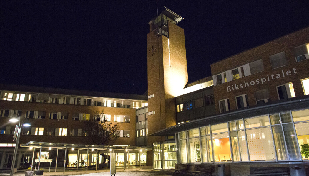 Midlertidige kontrakter, høyt publiseringspress og maktforhold gjør situasjonen ekstra sårbar for de ferskeste forskerne, ifølge Akademiet for yngre forskere (AYF). Bildet viser Rikshospitalet som er en del av Oslo universitetssykehus. Midlertidige kontrakter, høyt publiseringspress og maktforhold gjør situasjonen ekstra sårbar for de ferskeste forskerne, ifølge Akademiet for yngre forskere (AYF). Bildet viser Rikshospitalet som er en del av Oslo universitetssykehus.