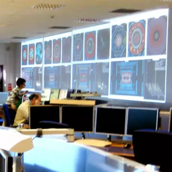 Kontrollrommet på Atlasdetektoren, der de har monitorert protonkollisjonene som avdekket den nye partikkelen. (Foto: Marianne Nordahl)