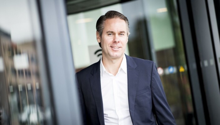 Forskning viser at mange unge forventer at favorittselskapene deres har en mening om politiske spørsmål, ifølge Stefan Worm. Han er førsteamanuensis og veileder for masterstudentene som har skrevet om bedriftsaktivisme. Forskning viser at mange unge forventer at favorittselskapene deres har en mening om politiske spørsmål, ifølge Stefan Worm. Han er førsteamanuensis og veileder for masterstudentene som har skrevet om bedriftsaktivisme.
