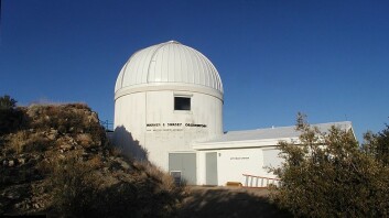 Luu og Jewitt startet letingen etter Kuiperbeltet ved hjelp av et 1,3 meter bredt teleskop på Kitt Peak National Observatory i Arizona. Luu mener slike relativt små teleskoper vil være essensielle for videre oppdagelser i verdensrommet. (Foto: Tom Reding/Wikimedia Creative Commons) Luu og Jewitt startet letingen etter Kuiperbeltet ved hjelp av et 1,3 meter bredt teleskop på Kitt Peak National Observatory i Arizona. Luu mener slike relativt små teleskoper vil være essensielle for videre oppdagelser i verdensrommet. (Foto: Tom Reding/Wikimedia Creative Commons)