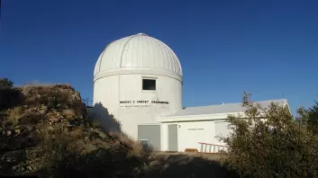 Luu og Jewitt startet letingen etter Kuiperbeltet ved hjelp av et 1,3 meter bredt teleskop på Kitt Peak National Observatory i Arizona. Luu mener slike relativt små teleskoper vil være essensielle for videre oppdagelser i verdensrommet. (Foto: Tom Reding/Wikimedia Creative Commons)