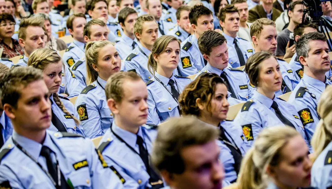 Politistudenter flest er svært godt fornøyd med sin utdanning, viser en fersk spørreundersøkelse. Politistudenter flest er svært godt fornøyd med sin utdanning, viser en fersk spørreundersøkelse.