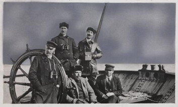 Fridtjof Nansen med mannskap på Sibir-reisen i 1913 om bord i skuta «Correct». (Foto: Nasjonalbiblioteket) Fridtjof Nansen med mannskap på Sibir-reisen i 1913 om bord i skuta «Correct». (Foto: Nasjonalbiblioteket)
