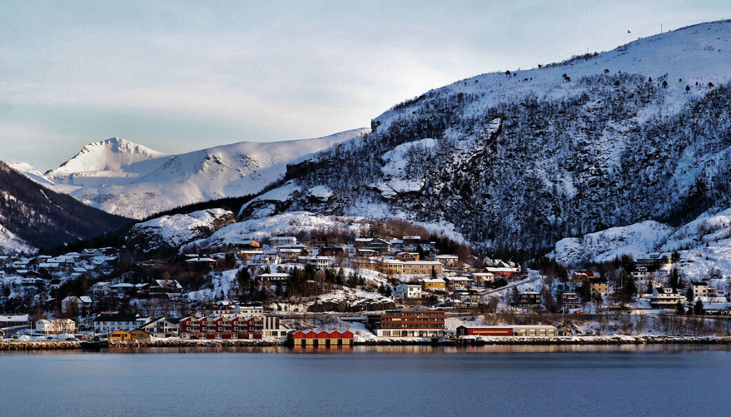 Langt fra alle innbyggerne i Meløy kommune skal og vil bo her i kommunesenteret Ørnes Langt fra alle innbyggerne i Meløy kommune skal og vil bo her i kommunesenteret Ørnes