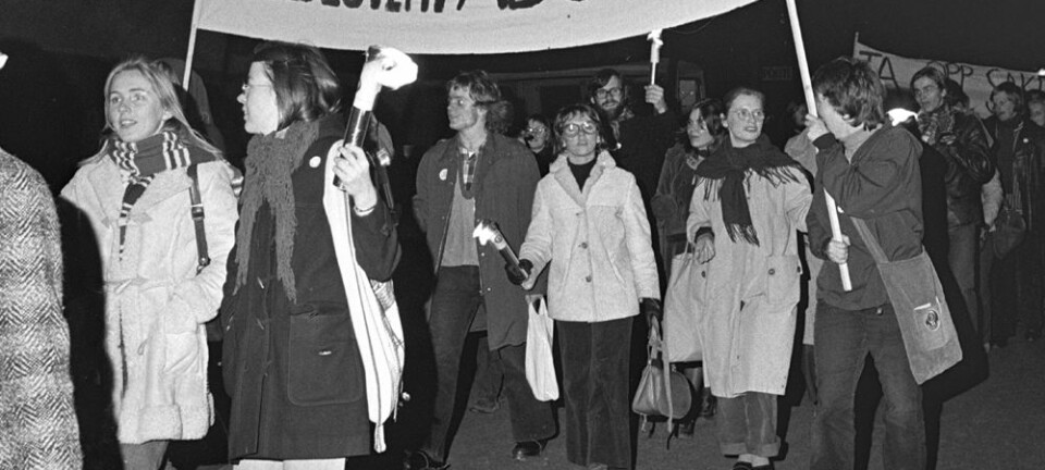 Demonstrasjon for selvbestemt abort i 1973. Ca. 1000 deltakere gikk i demonstrasjonstoget, fra Youngstorget til Universitetsplassen, til støtte for kravet om selvbestemt abort. NTB / SCANPIX