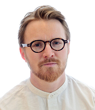 – Nesten alt du kan tenkja deg at nokon kan gjera, er det nokre små organismar som gjer, seier Petter Langlete. – Nesten alt du kan tenkja deg at nokon kan gjera, er det nokre små organismar som gjer, seier Petter Langlete.