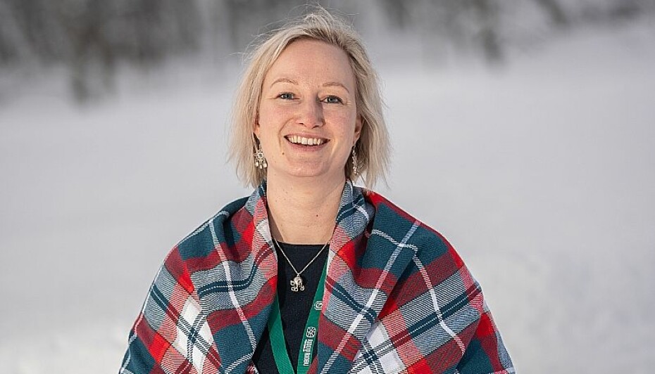 Kajsa Kemi Gjerpe er stipendiat ved Senter for samiske studier ved UiT. Hun forsker på det samiske innholdet i læreplanen.