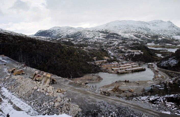 Det store vannkraftverket Sira-Kvina sørger for penger i Sirdals kommunekasse. Ifølge den nye studien, er det i kommuner som Sirdal at flest stemmer ved kommunevalg. (Foto: Terje Gustavsen / Aftenposten) Det store vannkraftverket Sira-Kvina sørger for penger i Sirdals kommunekasse. Ifølge den nye studien, er det i kommuner som Sirdal at flest stemmer ved kommunevalg. (Foto: Terje Gustavsen / Aftenposten)