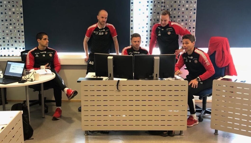 Baptista har vært en viktig del av TILs trenerteam både på trening og i kamp. Baptista har vært en viktig del av TILs trenerteam både på trening og i kamp.