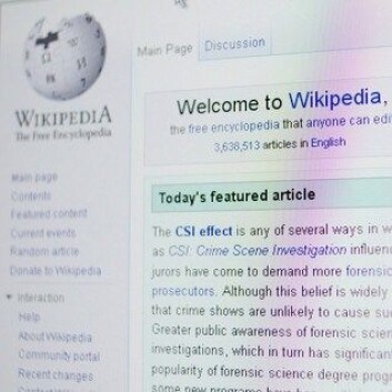 De fleste norske skoleelever vet at informasjonen de finner på Wikipedia kan være feil. (Foto: Colourbox) De fleste norske skoleelever vet at informasjonen de finner på Wikipedia kan være feil. (Foto: Colourbox)