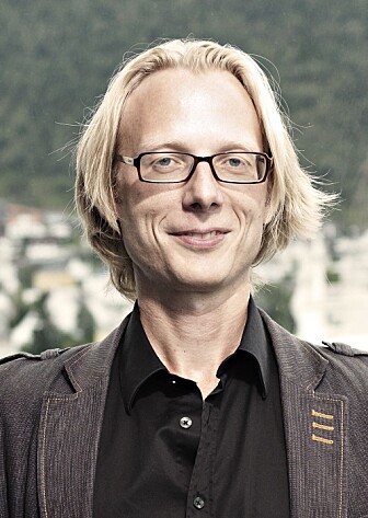 – Noen ganger kan det forsvares å bryte loven, men da skal grunnene være særdeles gode, sier Ivar Kolstad, nestleder i Den nasjonale forskningsetiske komité for samfunnsvitenskap og humaniora. – Noen ganger kan det forsvares å bryte loven, men da skal grunnene være særdeles gode, sier Ivar Kolstad, nestleder i Den nasjonale forskningsetiske komité for samfunnsvitenskap og humaniora.