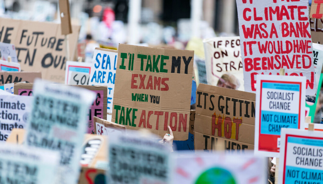 Forskere og aktivister prøver å finne ut hvordan kunnskap om klimaendringer kan føre til handling. Forskere og aktivister prøver å finne ut hvordan kunnskap om klimaendringer kan føre til handling.