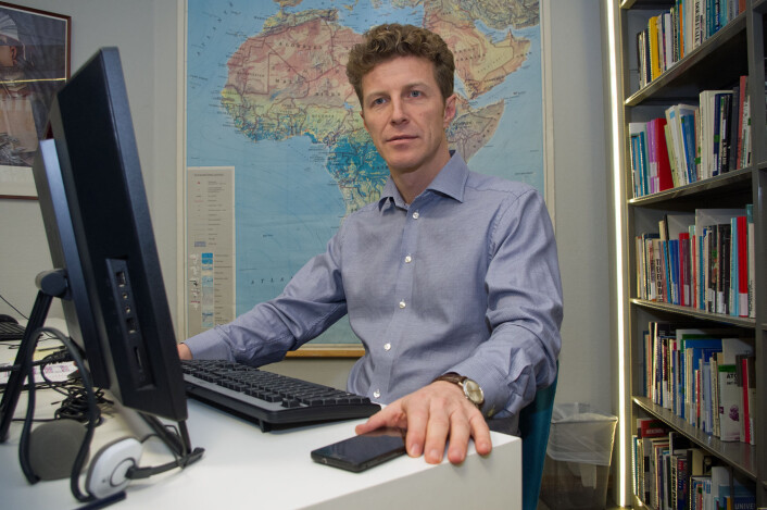 John Karlsrud forsker på fredsbevarende operasjoner hos Norsk Utenrikspolitisk Institutt. (Foto: Georg Mathisen) John Karlsrud forsker på fredsbevarende operasjoner hos Norsk Utenrikspolitisk Institutt. (Foto: Georg Mathisen)