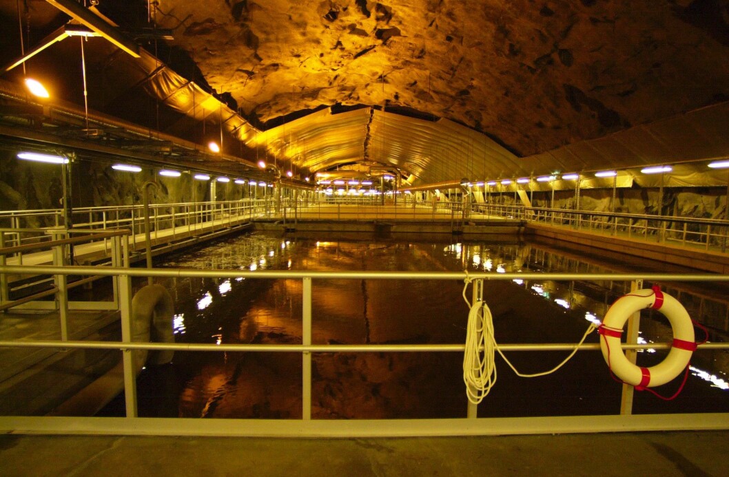 Valuable muck – a sewage cleaning plant buried under Oslo, Norway. The sewage sludge is treated by killing the bacteria and removing the odour. It is then transported to cereal, soil and lawn turf producers in eastern Norway. Valuable muck – a sewage cleaning plant buried under Oslo, Norway. The sewage sludge is treated by killing the bacteria and removing the odour. It is then transported to cereal, soil and lawn turf producers in eastern Norway.