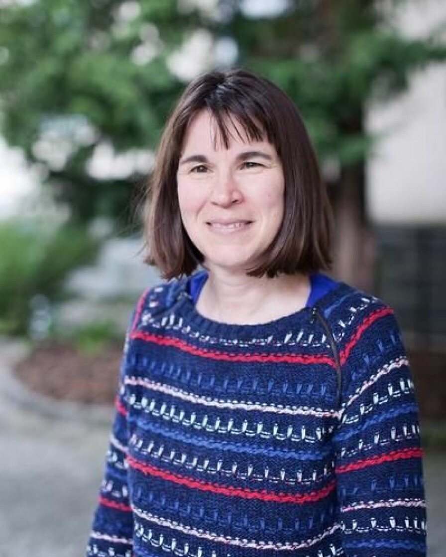 Professor Rebecca Jane Cox Brokstad leder Influensasenteret som er et samarbeid mellom Universitetet i Bergen, Haukeland Universitetssykehus og Helsedepartementet.