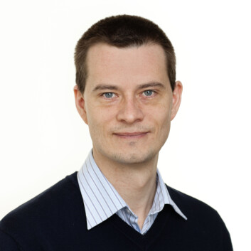 Det er urealistisk at de etiske komiteene for medisinsk forskning skal kontrollere om forskerne publiserer resultatene sine, mener Jacob Hølen i Den nasjonale forskningskomité for medisin og helsefag. (Foto: Trond Isaksen) Det er urealistisk at de etiske komiteene for medisinsk forskning skal kontrollere om forskerne publiserer resultatene sine, mener Jacob Hølen i Den nasjonale forskningskomité for medisin og helsefag. (Foto: Trond Isaksen)
