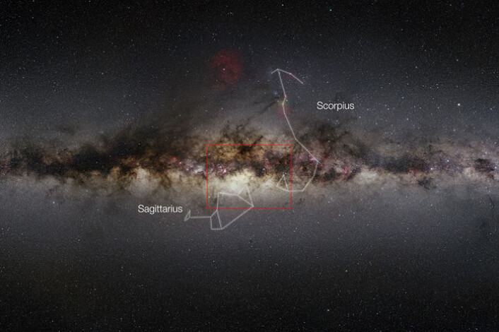 Utsnittet i det zoombare bildet over er vist på et større bilde av Melkeveien, med stjernebildene Skytten (Sagittarius) og Skorpionen (Scorpius) avmerket. (Foto: (Illustrasjon: ESO/Nick Risinger)) Utsnittet i det zoombare bildet over er vist på et større bilde av Melkeveien, med stjernebildene Skytten (Sagittarius) og Skorpionen (Scorpius) avmerket. (Foto: (Illustrasjon: ESO/Nick Risinger))