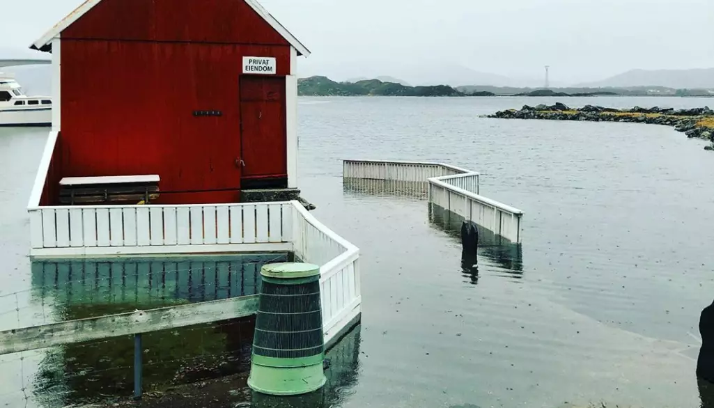 Høy vannstand i Møre og Romsdal i februar.