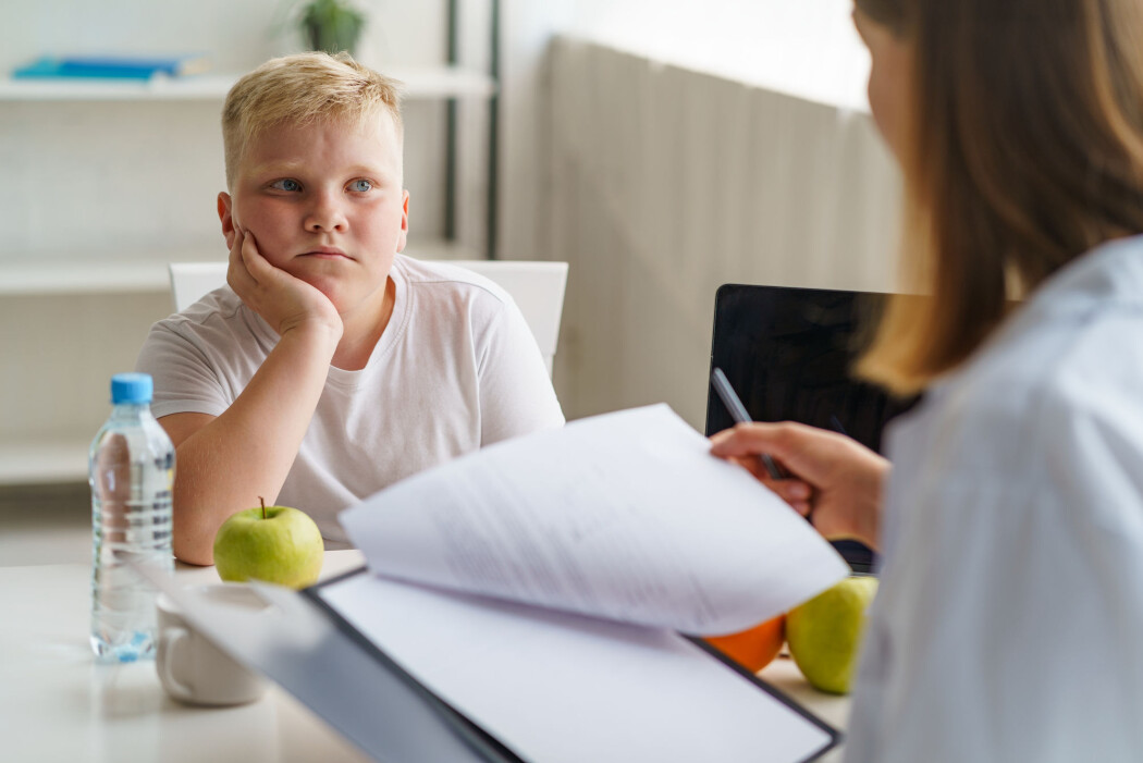 Folk som lever med overvekt, får ikke hjelp med å slanke seg av å bli møtt med fordommer, lyder et vitenskapelig opprop. Folk som lever med overvekt, får ikke hjelp med å slanke seg av å bli møtt med fordommer, lyder et vitenskapelig opprop.
