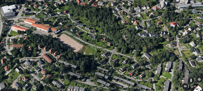 Vestbyveien, som her fører til Groruddalen skole til venstre i bildet, er hovedstadens grønneste gate. Vestbyveien, som her fører til Groruddalen skole til venstre i bildet, er hovedstadens grønneste gate.