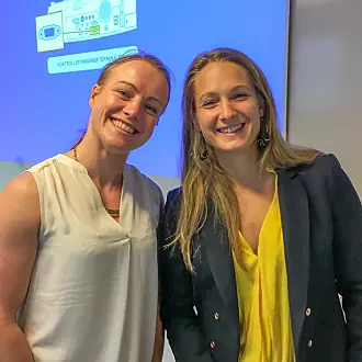 Kethe Engen og Christine Sundgot-Borgen besøkte saman og snakka med ungdom på 30 ulike videregåande skolar i Oslo og Akershus.
