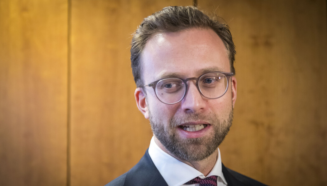 Forskningsrådet gir 185 millioner kroner til innovasjonsprosjekter i offentlig sektor. Kommunal- og moderniseringsminister Nikolai Astrup (H) mener oppgavene i offentlig sektor må løses på smartere måter. Forskningsrådet gir 185 millioner kroner til innovasjonsprosjekter i offentlig sektor. Kommunal- og moderniseringsminister Nikolai Astrup (H) mener oppgavene i offentlig sektor må løses på smartere måter.