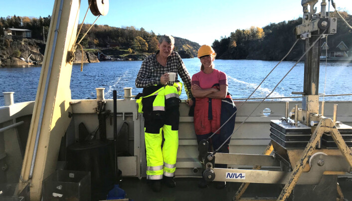 NIVA-forskerne Morten Schaanning og Marianne Olsen på feltarbeid i Grenlandsfjordene i 2018. NIVA-forskerne Morten Schaanning og Marianne Olsen på feltarbeid i Grenlandsfjordene i 2018.