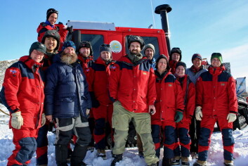 "Traversteamet samlet på Troll i Dronning Mauds Land. (Foto: Norsk Polarinstitutt)" "Traversteamet samlet på Troll i Dronning Mauds Land. (Foto: Norsk Polarinstitutt)"