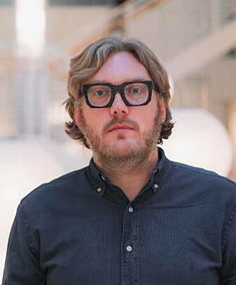Medieforsker Anders Olof Larsson tror typen saker som blir populære i sosiale medier kan påvirke hvordan journalister presenterer sakene sine. Medieforsker Anders Olof Larsson tror typen saker som blir populære i sosiale medier kan påvirke hvordan journalister presenterer sakene sine.