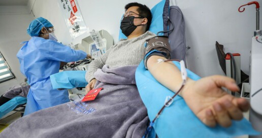 Fem korona-pasienter ble bedre etter å ha fått blodplasma fra friske