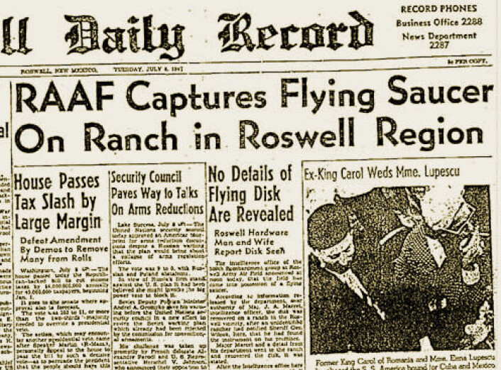 Forsiden på avisa Roswell Daily Record, 9. juli 1947. (Foto: (Bilde: Wikimedia Commons)) Forsiden på avisa Roswell Daily Record, 9. juli 1947. (Foto: (Bilde: Wikimedia Commons))