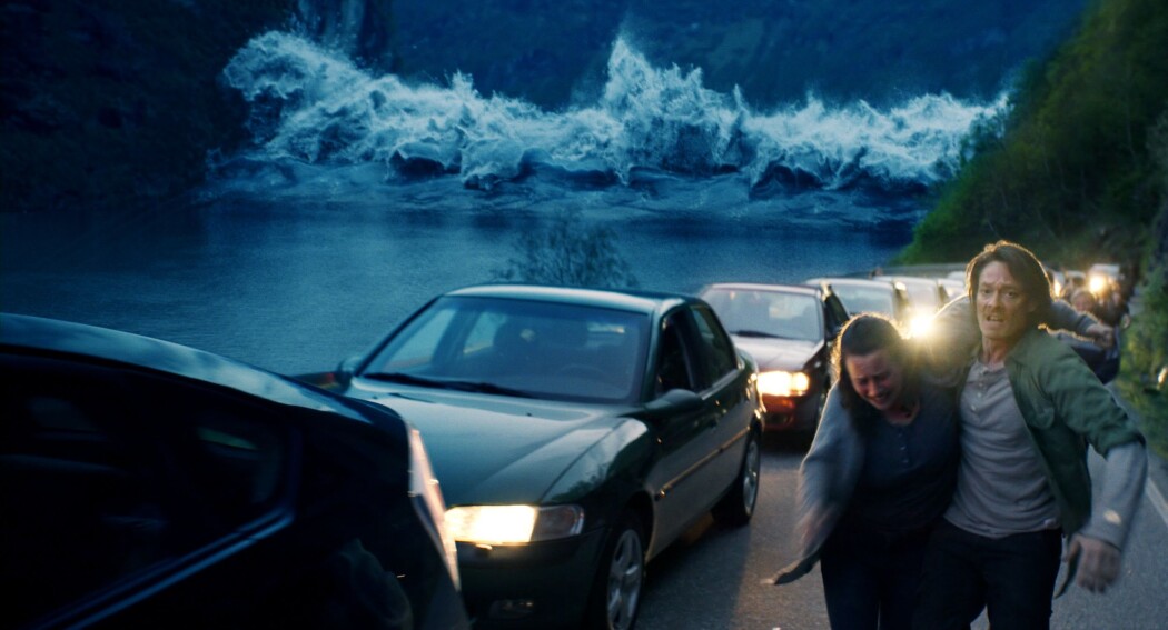 Bølgen har de fleste elementene som bør være med i en katastrofefilm. En helt som fikser det meste midt i en voldsom ødeleggelse. Bølgen har de fleste elementene som bør være med i en katastrofefilm. En helt som fikser det meste midt i en voldsom ødeleggelse.