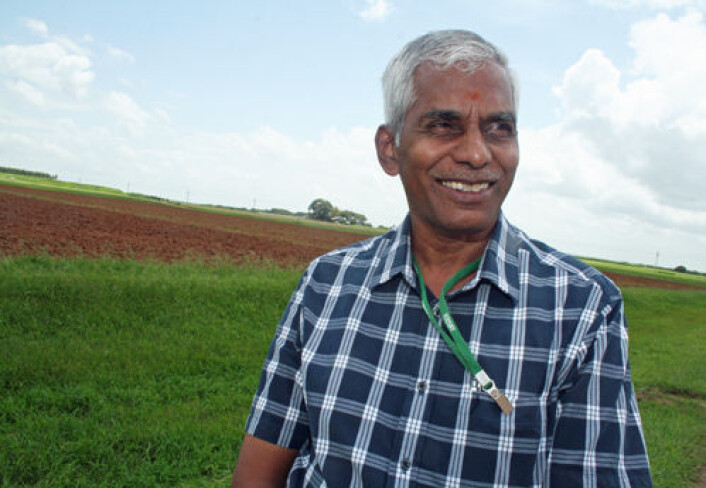 Kupanam Palinasami ved International Water Managment Institute i Hyderabad, India, er ekspert på effektiv utnyttelse av vann i jordbruk. (Foto: Asle Rønning) Kupanam Palinasami ved International Water Managment Institute i Hyderabad, India, er ekspert på effektiv utnyttelse av vann i jordbruk. (Foto: Asle Rønning)