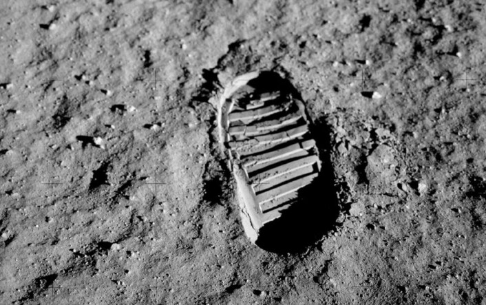 Edwin Aldrin satte dette fotavtrykket i månestøvet i juli 1969. (Foto: Edwin Aldrin, NASA) Edwin Aldrin satte dette fotavtrykket i månestøvet i juli 1969. (Foto: Edwin Aldrin, NASA)