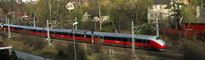 Togenes ruteplan forteller nøyaktig hvor hvert enkelt tog skal kjøre og når det skal kjøre. (Foto: NTB scanpix) Togenes ruteplan forteller nøyaktig hvor hvert enkelt tog skal kjøre og når det skal kjøre. (Foto: NTB scanpix)