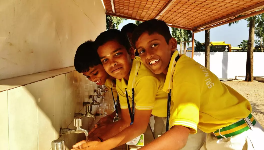 Project SHINE is an action research project that has built capacity among students, teachers and nurses in India to make and sell soap to improve access and promote handwashing, through a partnership with Rocky Mountain Soap Company in Canada.