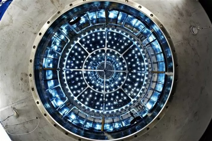 Skykammeret fotografert fra undersiden. (Foto: CERN/Maximilien Brice)
