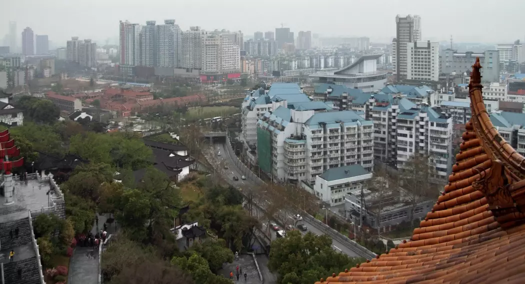Wuhan i Kina. Våtmarkedet i denne byen, åstedet for spredningen av koronapandemien, er i drift igjen.