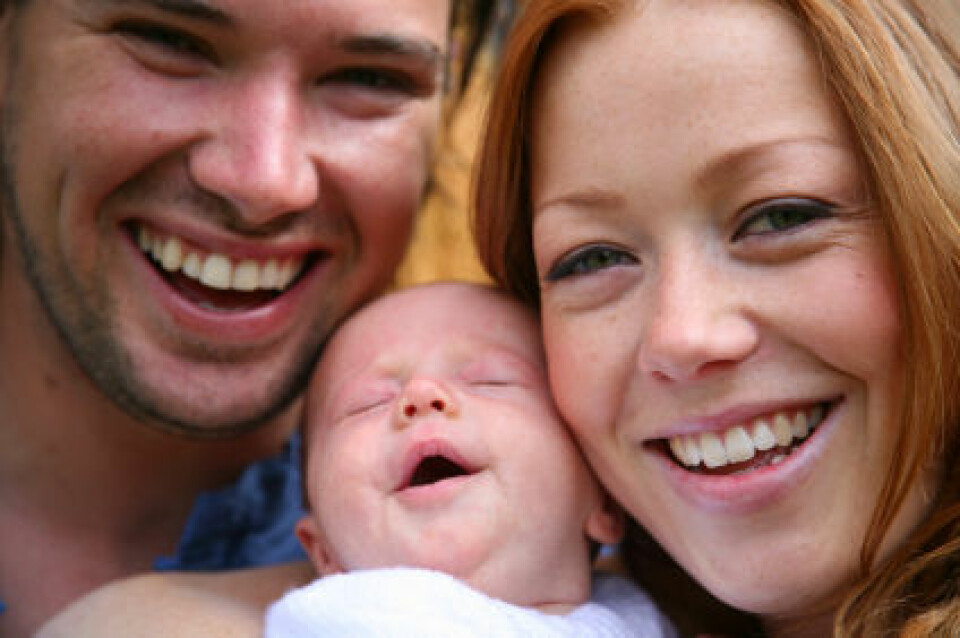 'Forskerne skriver at myten om den lykkelige foreldrerollen er et moderne psykologisk fenomen. (Illustrasjonsfoto: iStockphoto)'