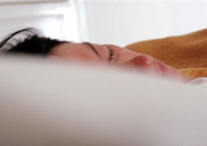 Forskerne tror flere faktorer kan ligge bak ME, blant annet langvarige infeksjoner, dramatiske livshendelser og personlighet. (Foto:Colorbox) Forskerne tror flere faktorer kan ligge bak ME, blant annet langvarige infeksjoner, dramatiske livshendelser og personlighet. (Foto:Colorbox)
