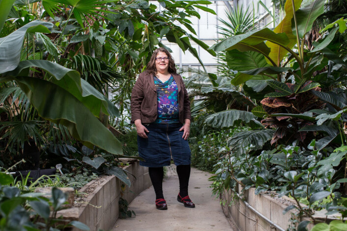 – Dette er de første bevisene på at planter gjenkjenner slektninger og at søsken drar nytte av hverandre, sier professor Susan Dudley. (Foto: Finn O'Hara) – Dette er de første bevisene på at planter gjenkjenner slektninger og at søsken drar nytte av hverandre, sier professor Susan Dudley. (Foto: Finn O'Hara)