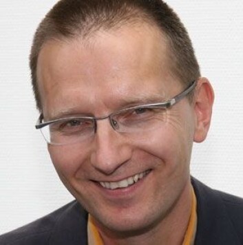 Øyvind Kvalnes. Øyvind Kvalnes.