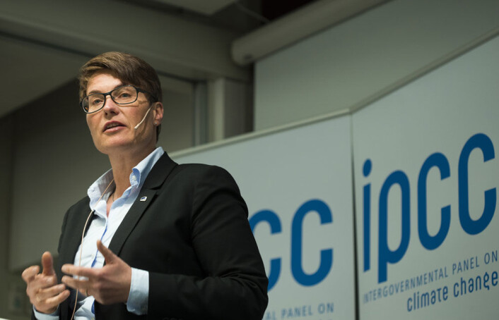 Da Klima- og miljøminister Trine Sundtoft oppsummerte tiltak som regjeringen vil sette i gang, nevnte hun ikke den norske oljeindustrien. Det er bekymringsverdig, mener St. Clair. (Foto: Berit Roald, NTB scanpix) Da Klima- og miljøminister Trine Sundtoft oppsummerte tiltak som regjeringen vil sette i gang, nevnte hun ikke den norske oljeindustrien. Det er bekymringsverdig, mener St. Clair. (Foto: Berit Roald, NTB scanpix)