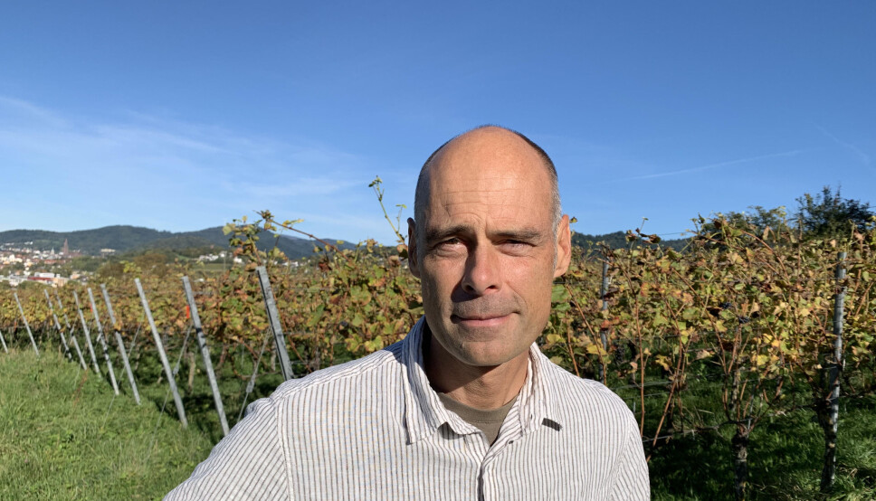 Tourism researcher Stefan Gössling fears the effect of too strict lock-down measures, on democracy and in turn on climate change. He's not advocating that everybody gets to travel everywhere, but that somehow 'safe corridors' of travel are established across nearby borders. He also advises people to travel by car if possible.