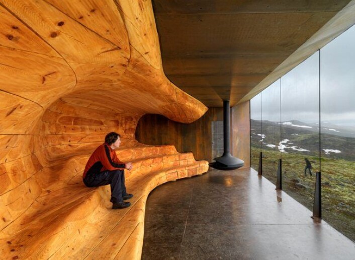 Det var en 3D-robot som inspirerte arkitektene i Snøhetta til å designe reinsdyrpaviljongen på Hjerkinn ved Snøhetta-fjellet. (Foto: Scanpix, Bård Løken) Det var en 3D-robot som inspirerte arkitektene i Snøhetta til å designe reinsdyrpaviljongen på Hjerkinn ved Snøhetta-fjellet. (Foto: Scanpix, Bård Løken)