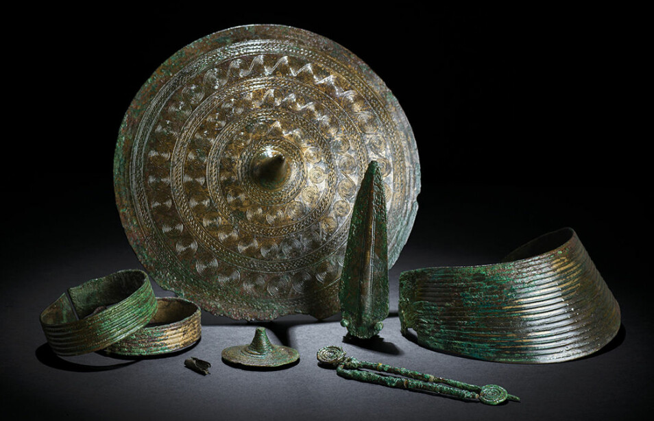 Disse smykkene fulgte Regekvinnen i graven, datert til 1500–1300 f. Kr.